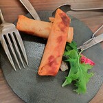 神田小川町 幻のイタリアン カンティーニ - 梨とゴルゴンゾーラの春巻き