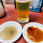 王餃子 - 餃子ダレは二種類　自分好みに仕上げます