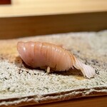 匠 進吾 - ■鰆の昆布〆
      〆具合がちょうどいい鰆。
