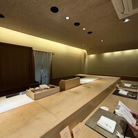 肉割烹ふたご 北新地店 - 店内