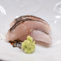 鎌倉 北じま - 2024.10 皮目に炭を押し当てたクロシビカマス