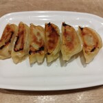 バーミヤン - 本格焼餃子（6コ）307円