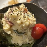 とり皮屋　勝軍 - ポテトサラダ♪( ´θ｀)ノ