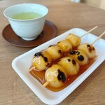 榮太楼 - 料理写真:えいたろうだんご