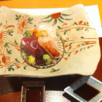 紀尾井 なだ万 - 鰹の刺身は生姜正油で