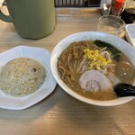 らーめん ともや - 料理