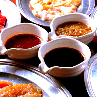 ★秘伝★自家製の塩ダレ、醤油だれ