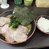 横濱家系ラーメン 勝鬨家