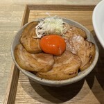 宍道湖しじみ中華蕎麦 琥珀 東京本店 - 