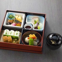 松花堂弁当