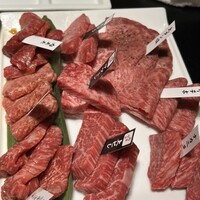 焼肉専科 肉の切り方 日本橋本店 - 