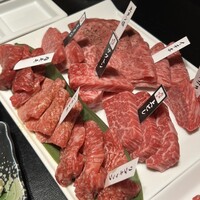 焼肉専科 肉の切り方 日本橋本店 - 