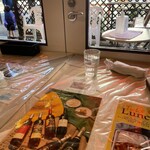 サーガル - 入り口すぐ左手の席