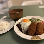 洋食クアトロ - 