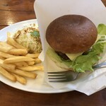 カフェ ハングリー キャタピラー - 