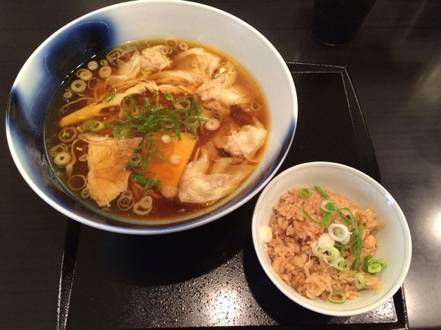 閉店】らぁめん家 ロックンロールワン 赤坂本店 （69NROLL ONE