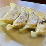 大鷹ラーメン - 餃子