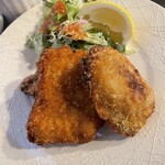 Root house - 料理写真:フライセット1100円