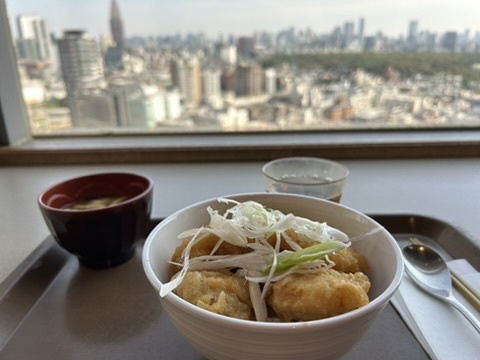 East Caravan photo 2