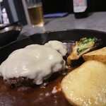 炭火焼き 牛タン酒場 いけたん - 牛タンハンバーグ