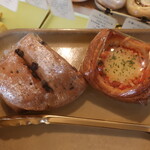 ベーカリー オールド キッチン オーガニック - 購入したパン。