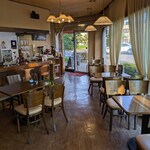 喫茶 なかがわ - 店内①