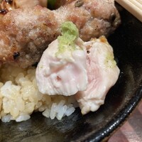 伊勢廣 京橋本店 - 4本丼    ささみ　絶妙な火入れ！