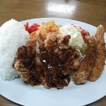 ハンター - ランチ９１０円≪2014年4月≫