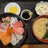 市場食堂 よし