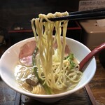 麺69 チキンヒーロー - 