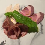 operetta - 生ハムとサラミ