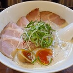 中華蕎麦 葛 - だし蕎麦　特製(煮卵、チャーシュー増し)