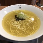 麺屋 鶏ノ湯 - かけそば680円税込鶏出汁が効いてて美味しい！