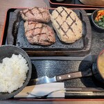 感動の肉と米 稲沢下津店 - ライス小