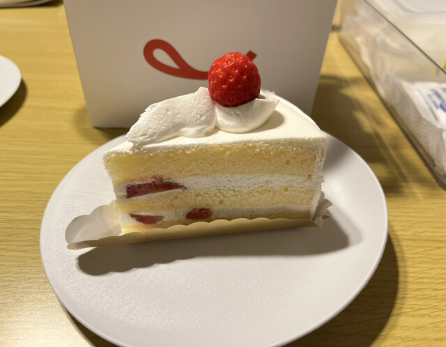 Fujiya Atore Kawasaki Ten - Kawasaki/Cake | Tabelog