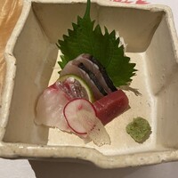 対馬のどぐろとイカ活き造り 博多 魚蔵 都ホテル店 - 