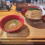 麺の極 はなみち - 鰹つけ麺（950円）＋大盛（100円）