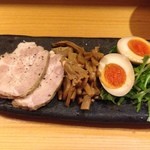 花紋 - 3品盛り　5回目訪問時　