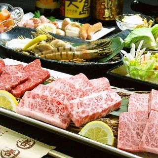 黑毛和牛烤肉全食 3500 日元起