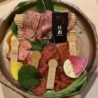 牛刺しと焼肉 仔虎 クリスロード店 - 