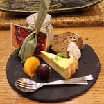 にぎり鮨 一五〇 - プリン&デザート盛り