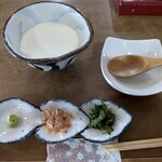 倉 - 手作り豆腐350円これも傑作！