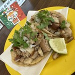 メキシカンフード ドスマノス - 