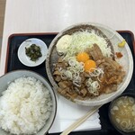 佐久平パーキングエリア（上り）フードコート - 生卵2個　笑