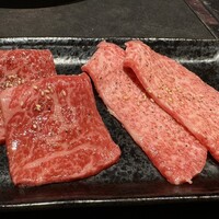 和牛とワイン 焼肉きゅうこん - 