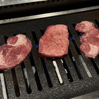 和牛とワイン 焼肉きゅうこん - 