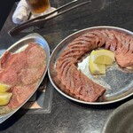 炭火焼肉うしまつ - 