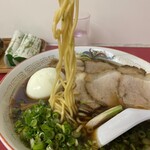○平　中華そば専門店 - 麺リフト
      好みのパツパツ麺です