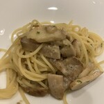 イタリアンレストラン レガーロ テッラ - ポルチーニ茸のパスタ