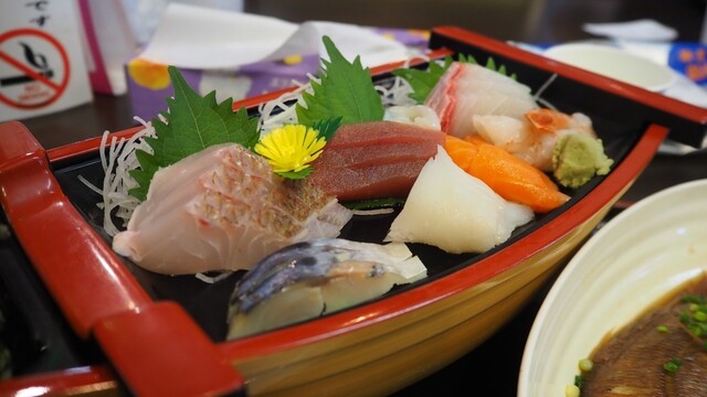 海鮮どんや とびしま 鶴岡店 - 羽前大山（海鮮）の写真